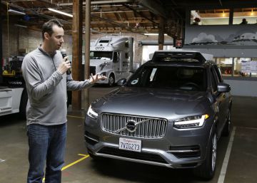 EE UU imputa a un extrabajador de Google por llevarse información del coche sin conductor a Uber
