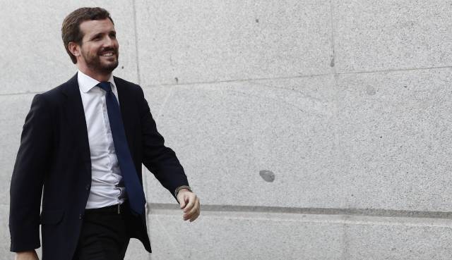 Twitter y Facebook eliminan 359 cuentas falsas atribuidas al PP para las últimas generales