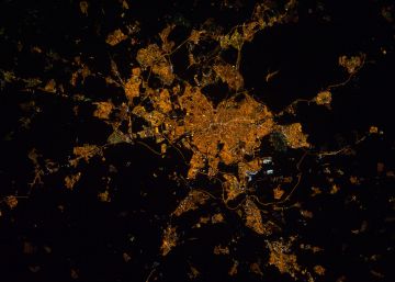 Una nueva ‘app’ permite trabajar con los astronautas para completar el mapa de la contaminación lumínica
