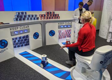 Del robot que lleva el papel higiénico al baño al láser para cazar mosquitos: los inventos más curiosos de la feria CES