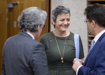 Bruselas presenta su ‘Paquete digital’, que regulará el uso de datos y la inteligencia artificial