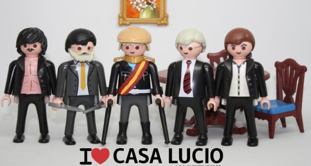 Uno de los montajes más compartidos en Twitter @iloveclicks Uno de los montajes más compartidos en Twitter @iloveclicks