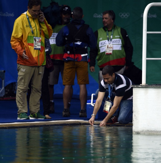 Fim do ‘mistério olímpico’ da Rio 2016: uso intensivo explica piscinas verdes