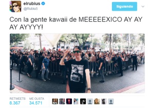 Los fans mexicanos de ElRubius lo reciben eufóricos en el aeropuerto y con el 'Cielito Lindo'