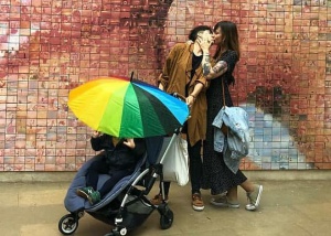 Uma história de duas mães, contada no Instagram