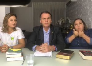 O primeiro discurso de vitória por Facebook Live