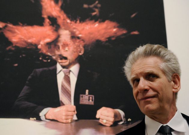 El director canadiense David Cronenberg, en una exposición celebrada en Roma en 2008 con imágenes de sus películas El director canadiense David Cronenberg, en una exposición celebrada en Roma en 2008 con imágenes de sus películas