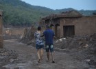 Mariana: a dependência da mina que paga pouco à região que devastou