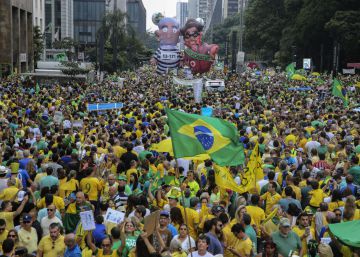 Maior manifestação da democracia joga Dilma contra as cordas