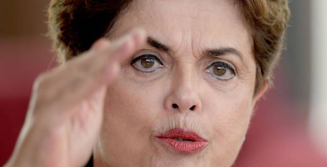 Rousseff: “Es gravísimo que se ejecute un programa sin pasar por las urnas”