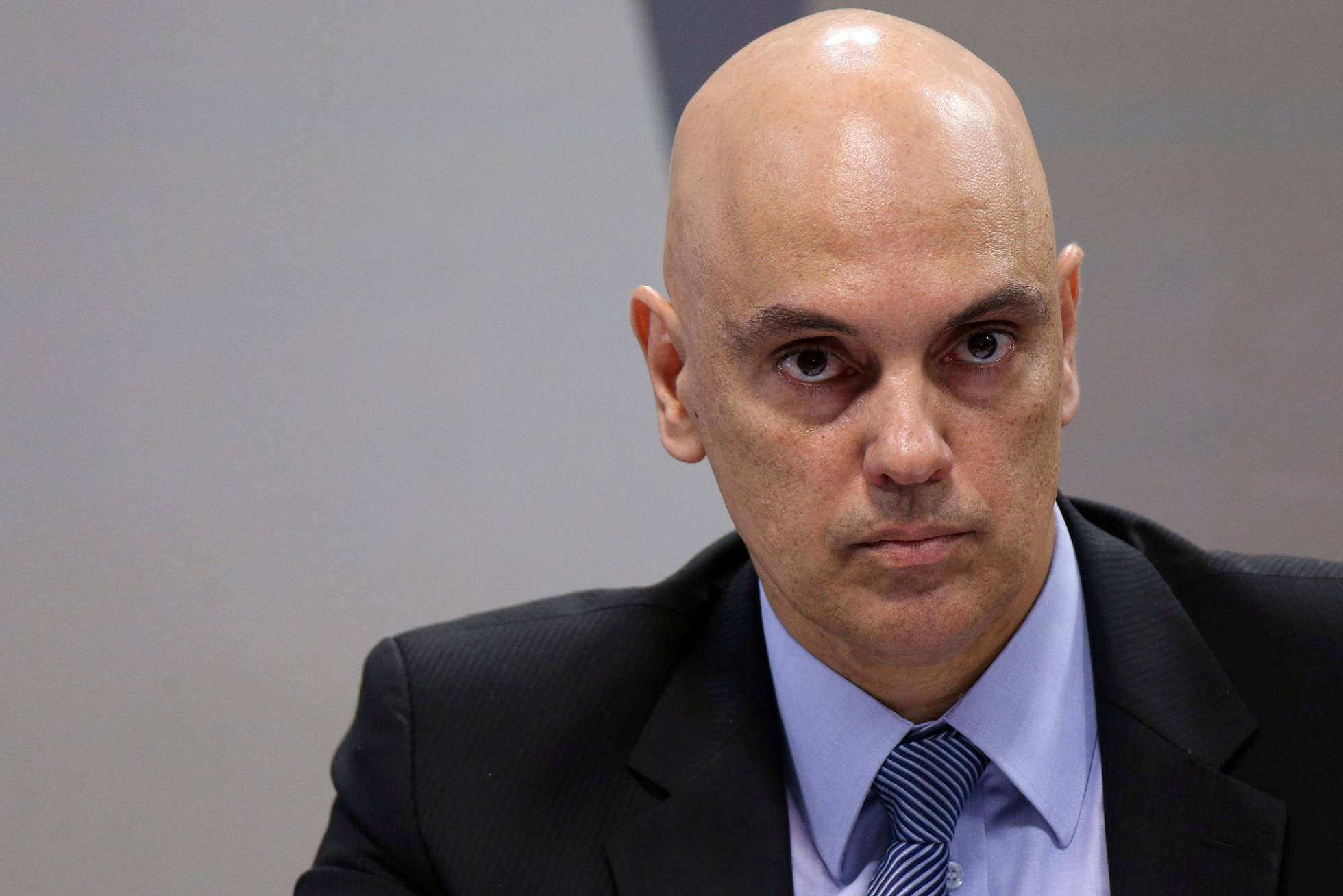 Alexandre de Moraes discute com Polícia Federal após se recusar a passar pela inspeção de segurança no aeroporto