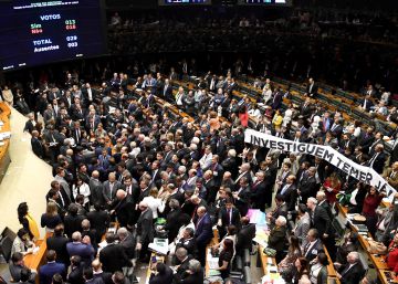 Deputados salvam Temer e enterram denúncia de corrupção