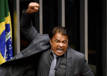 Wladimir Costa monopoliza a bizarrice na Câmara