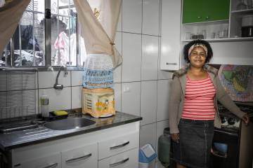 A cozinha de Edna de Souza reformada.