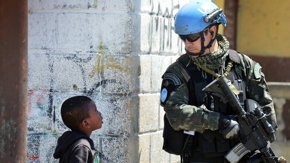 Exército brasileiro na Missão de Manutenção da Paz (MINUSTAH) do Haiti em junho deste ano