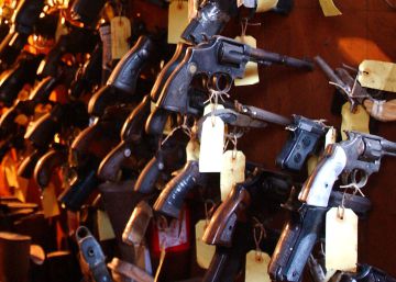 Como era o Brasil quando armas eram vendidas em shoppings