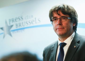 Líder da Catalunha diz que só volta à Espanha se houver “garantias de um processo justo”