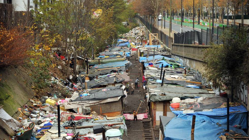 A favela de Ney, nos arredores de Paris
