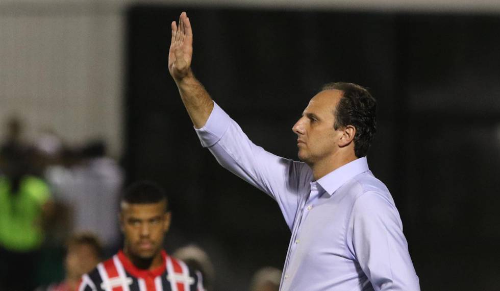 Nem Rogério Ceni, ídolo no São Paulo, contou com a paciência de clube e torcida.