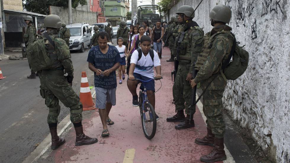 Resultado de imagem para Às armas, cidadãos! Qualquer que seja o resultado da ação militar no Rio de Janeiro, sai perdendo a sociedade civil, sai perdendo a democracia