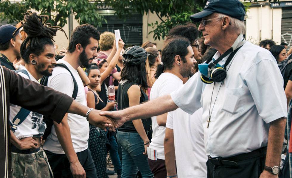 Lancelotti diz que não tem medo das ameaças: ‘quem sofre é quem está na rua’.