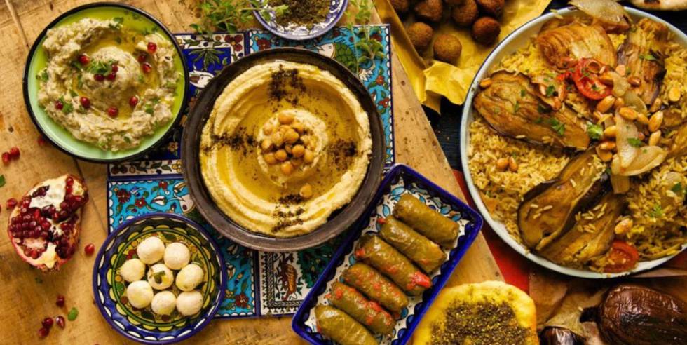 Pratos árabes do Majaz.