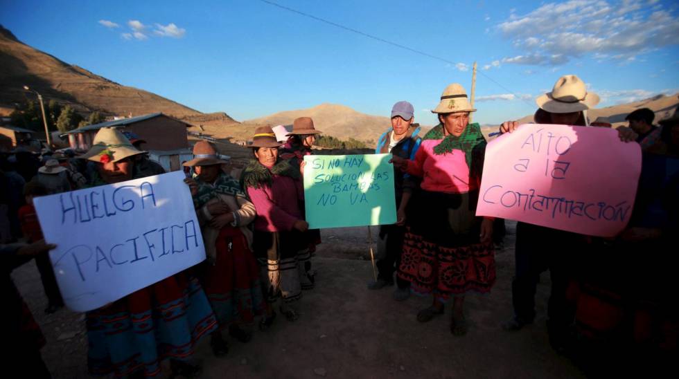 Habitantes da Ã¡rea de Las Bambas durante um protesto contra os projetos de mineraÃ§Ã£o no Peru