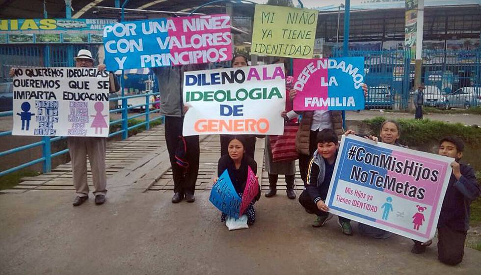 Con Mis Hijos no Te Metas Bolsonaro escola sem partido