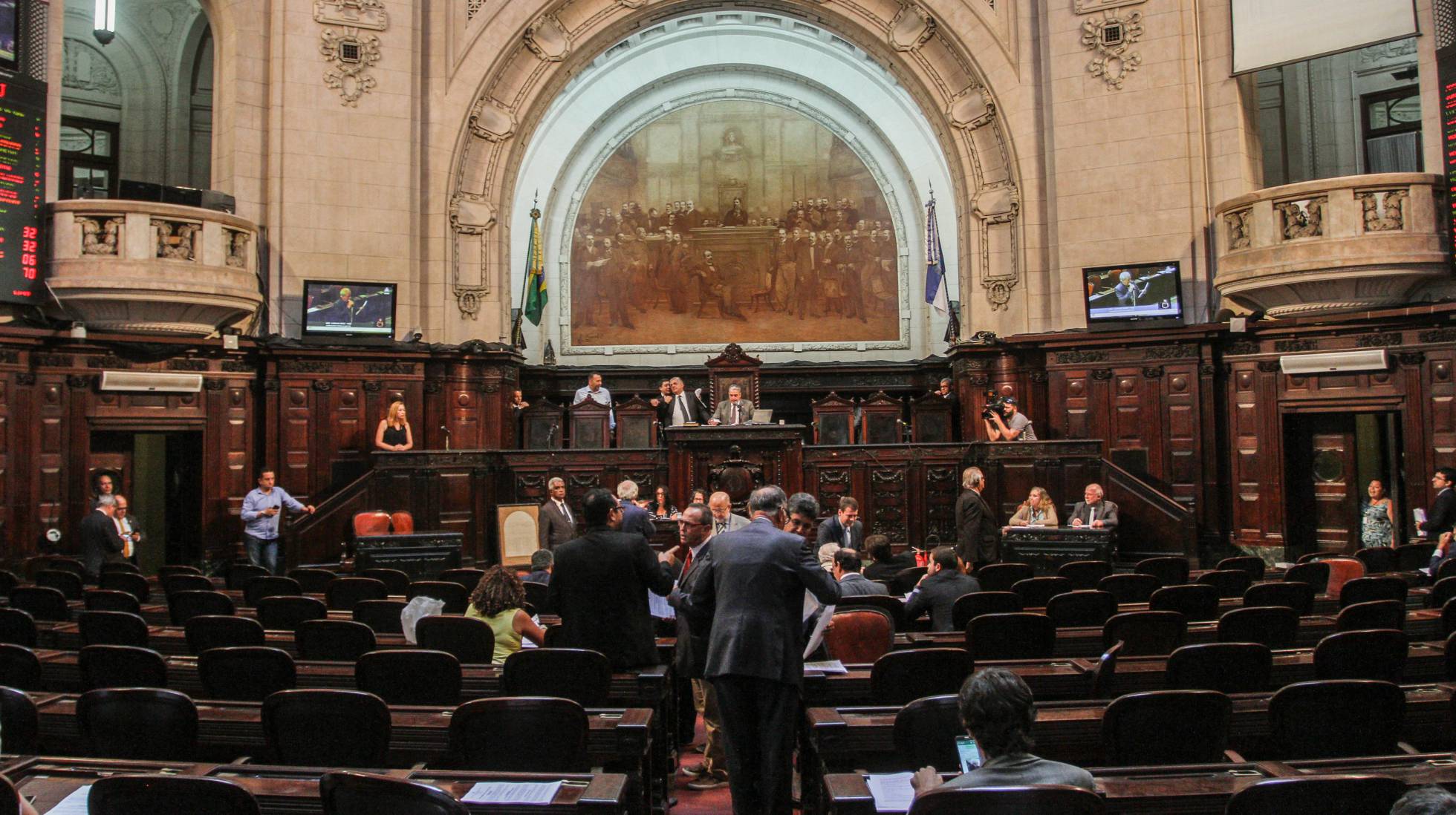 [Imagem: 1544720844_126366_1544794750_noticia_nor...corte1.jpg]