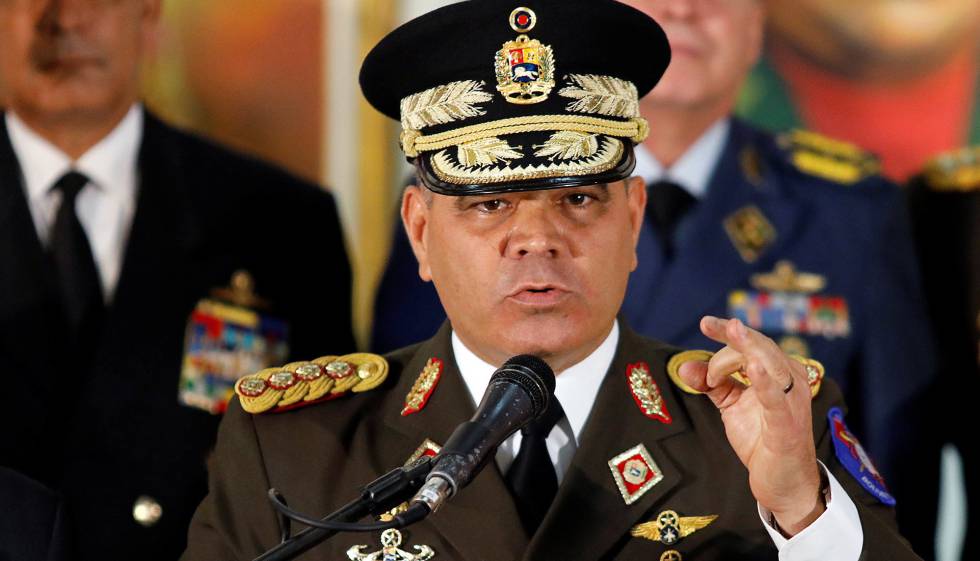 Ministro da Defesa da Venezuela respalda Maduro.