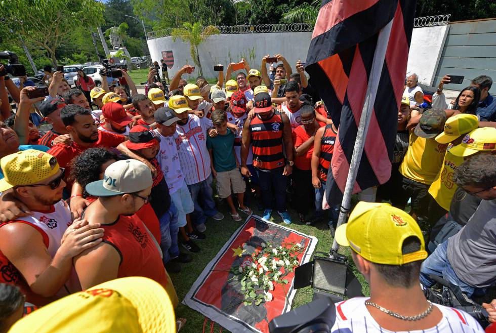 Incêndio no CT do Flamengo últimas notícias ao vivo