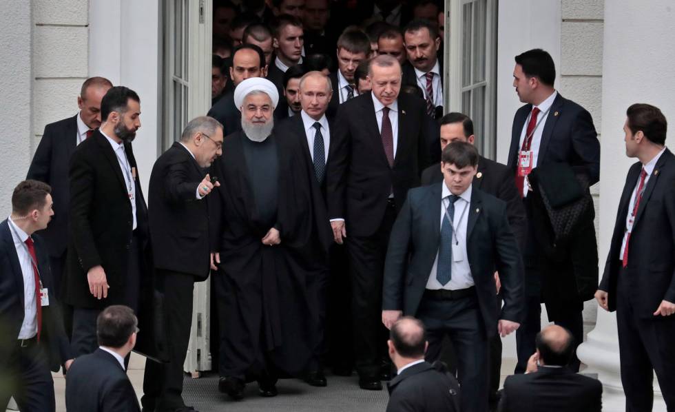 Os presidentes do IrÃ£, Hassan Rouhani; russo, Vladimir Putin, e turco, Recep Tayyip Erdogan nesta quinta-feira no balneÃ¡rio russo de Sochi