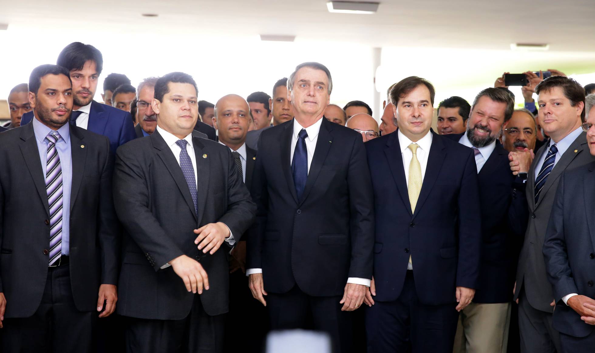 Prova de fogo do governo: Proposta de reforma da Previdência é entregue ao congresso - image 1550665728_241052_1550668753_noticia_normal_recorte1 on https://antv.news