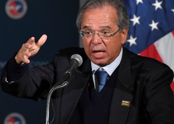 “Bolsonaro tem colhões para segurar gasto público”, promete Guedes nos EUA