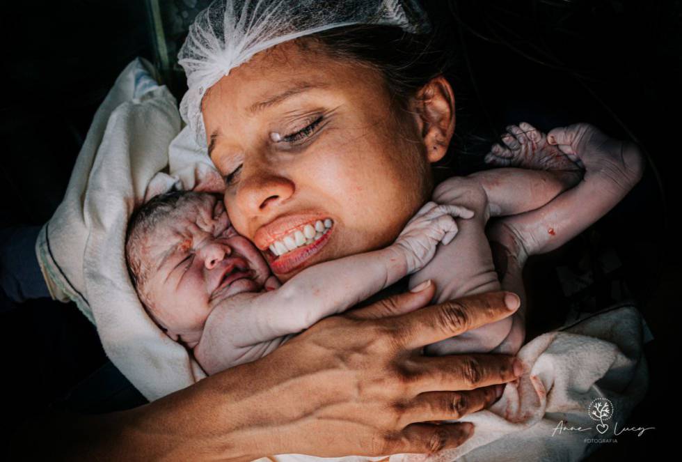 Fotos: As melhores fotos de parto e pós-parto do ano | | EL PAÍS