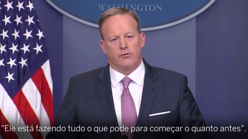Trump assina nesta quarta decreto para construir muro com o México