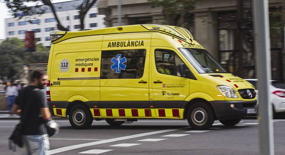 Resultat d'imatges de ambulancia