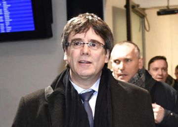 Puigdemont arriba a Copenhaguen malgrat la possible reactivació de l’euroordre