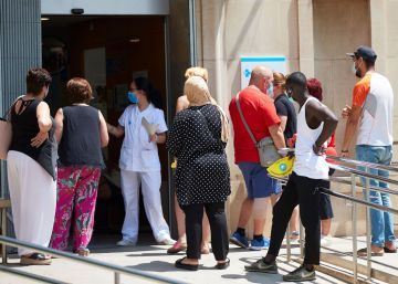 L’avenç del coronavirus obliga Catalunya a més restriccions