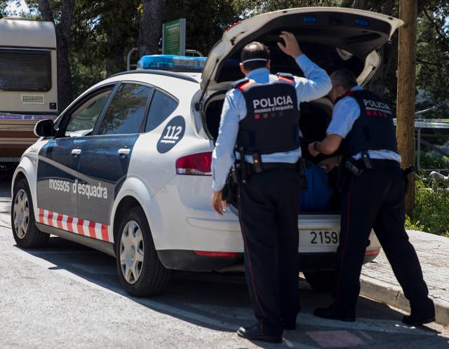 Xantatge a l’amant del carrer dels Enamorats