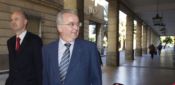 Fernández alega que Intervención ‘toleró’ los ERE