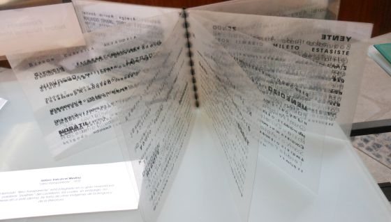 'Libro transparente' de Isidoro Valcárcel, una de las obras expuestas.