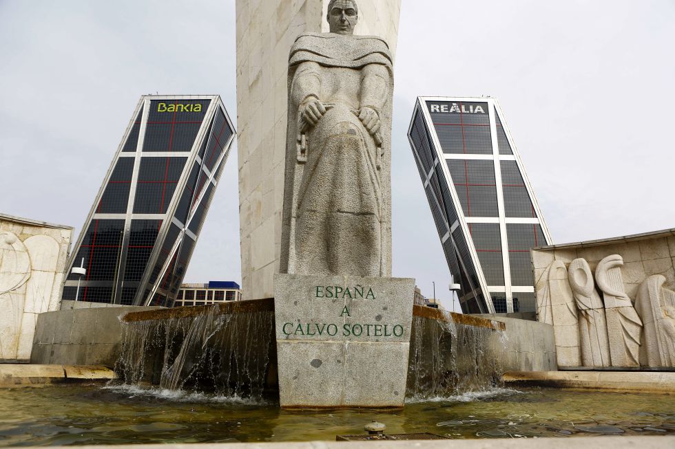 Monumento a José Calvo Sotelo, en la plaza de Castilla.