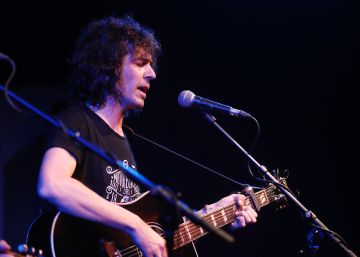 Rubén Pozo encadila a “los hijos del
rock mañanero”