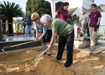 El apoyo público impulsa una nueva apertura de fosas de la represión franquista en Paterna
