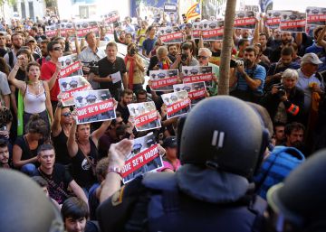 Manifiesto de 600 escritores en catalán a favor del referéndum