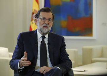 Rajoy pide a Puigdemont suprimir su proyecto de declaración de independencia