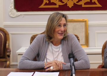 Sonia Gumpert, segunda por la izquierda, en la rueda de prensa de esta ma&ntilde;ana.