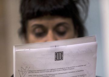 Puigdemont’s far-left partner tells him to proclaim a Catalan republic