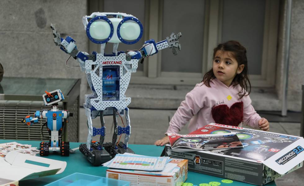 muñecos robots para niños